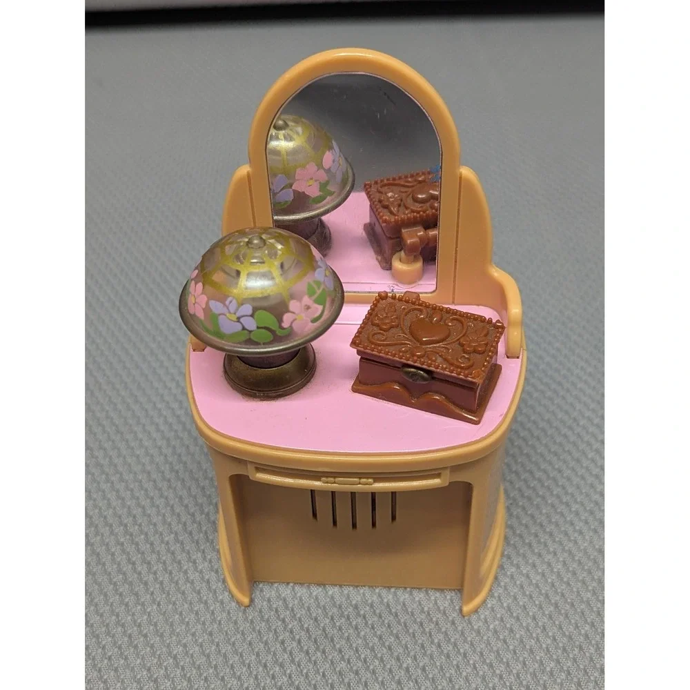 VTG 2000  Fisher Price Loving Family Dollhouse Musical Light-Up Vanity Mattel